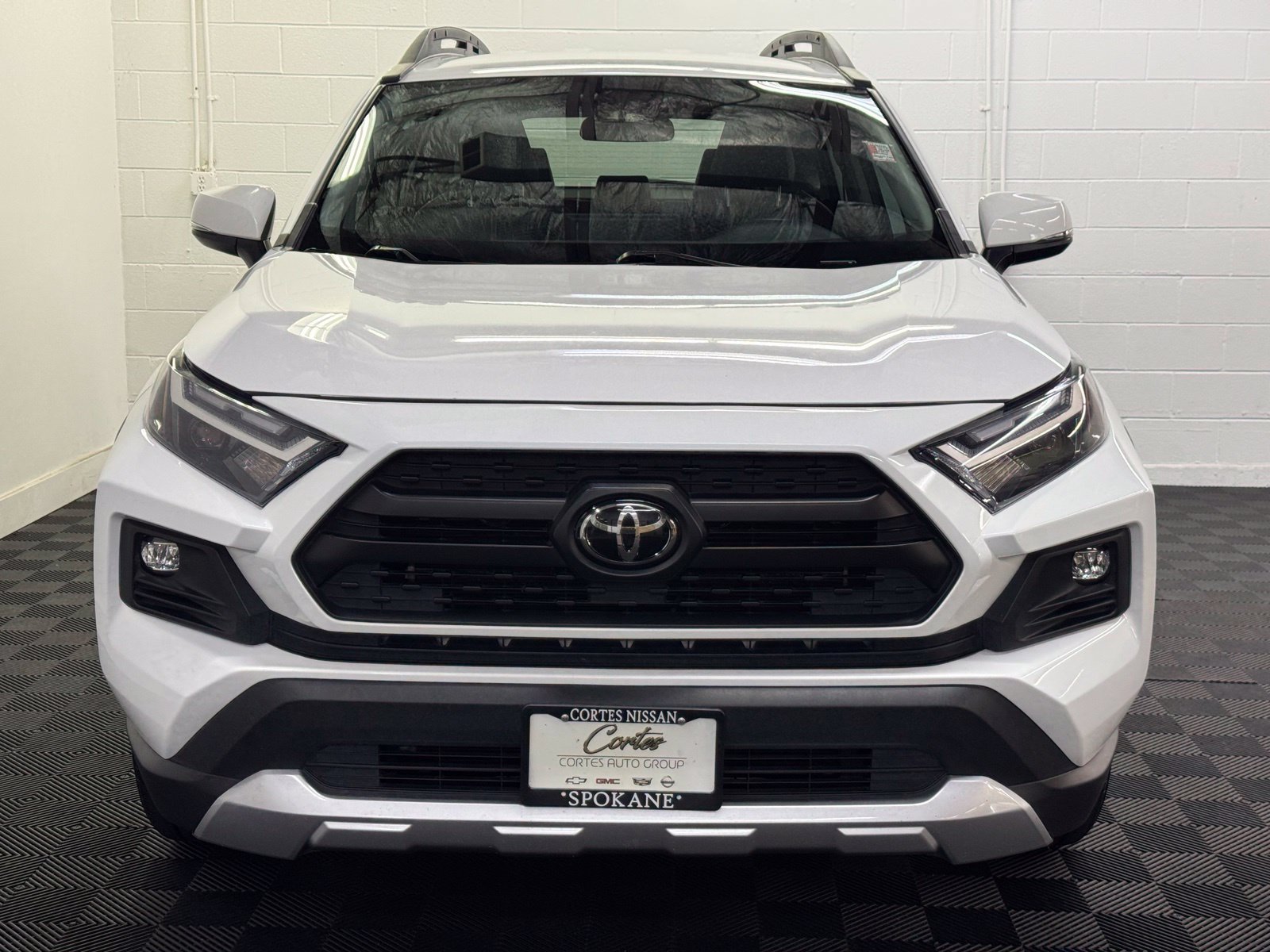 Used 2022 Toyota RAV4 Adventure AWD/4WD image 5