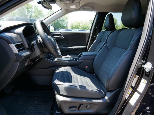 Used 2026 Mitsubishi Outlander SE AWD/4WD image 14