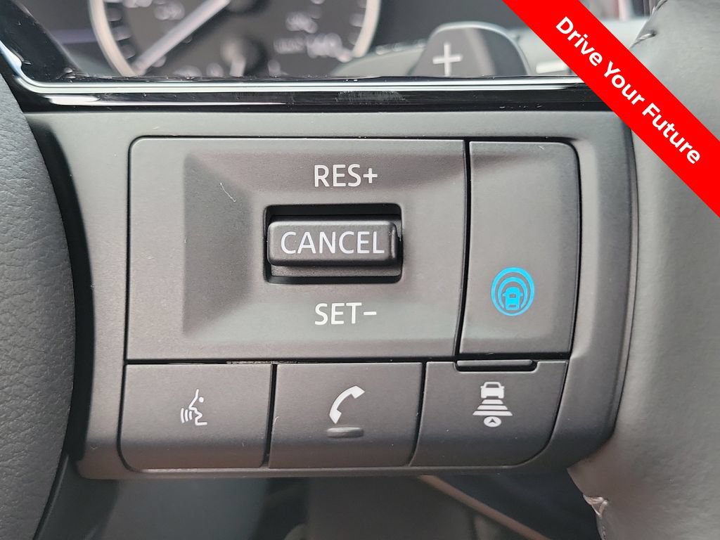 Certified 2025 Nissan Pathfinder SL FWD image 6