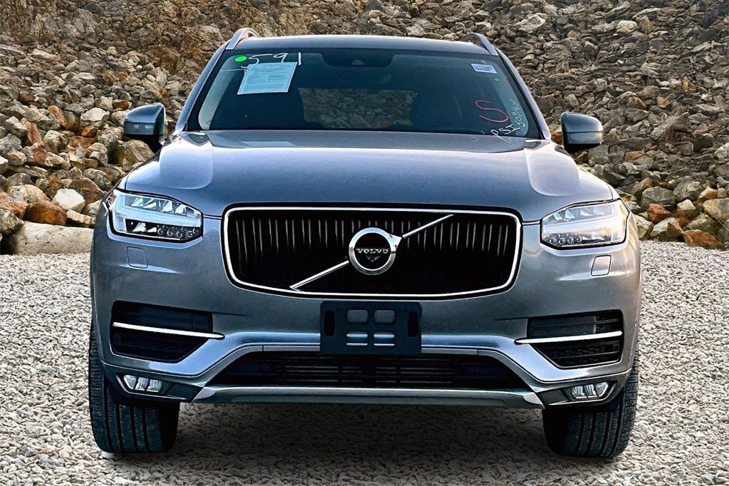 Used 2019 Volvo XC90 T6 Momentum w/ Advanced Package image 3