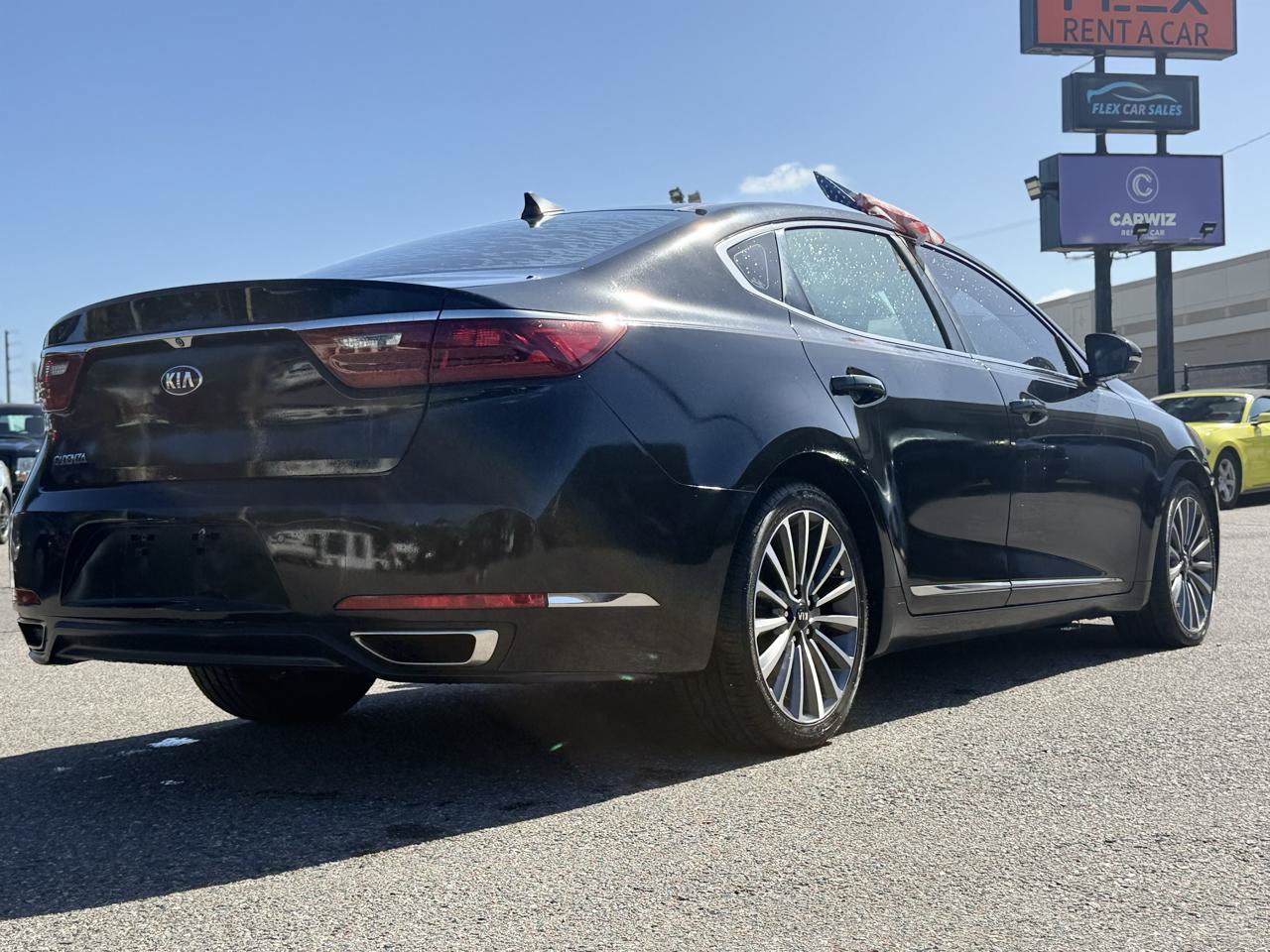 Used 2017 Kia Cadenza Technology FWD image 8