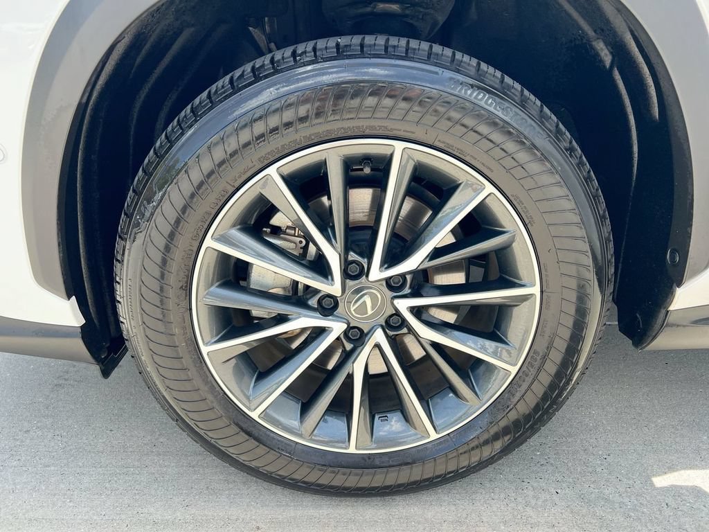 Certified 2025 Lexus NX 350h AWD w/ Accessory Package (K3) image 9