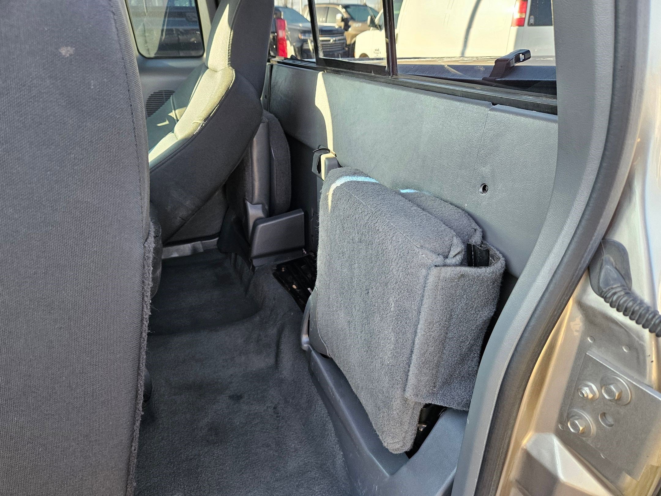 Used 2004 MAZDA B-Series Pickup SE w/ Convenience Pkg image 27