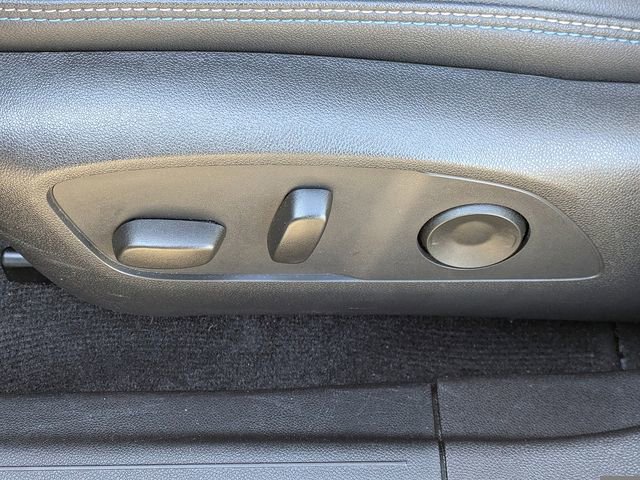 Used 2025 Chevrolet Equinox EV LT w/ Convenience Package image 17