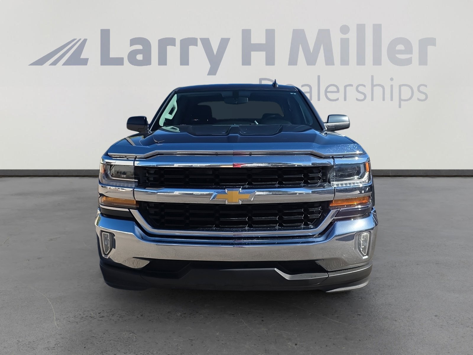 Used 2017 Chevrolet Silverado 1500 LT w/ All Star Edition image 8