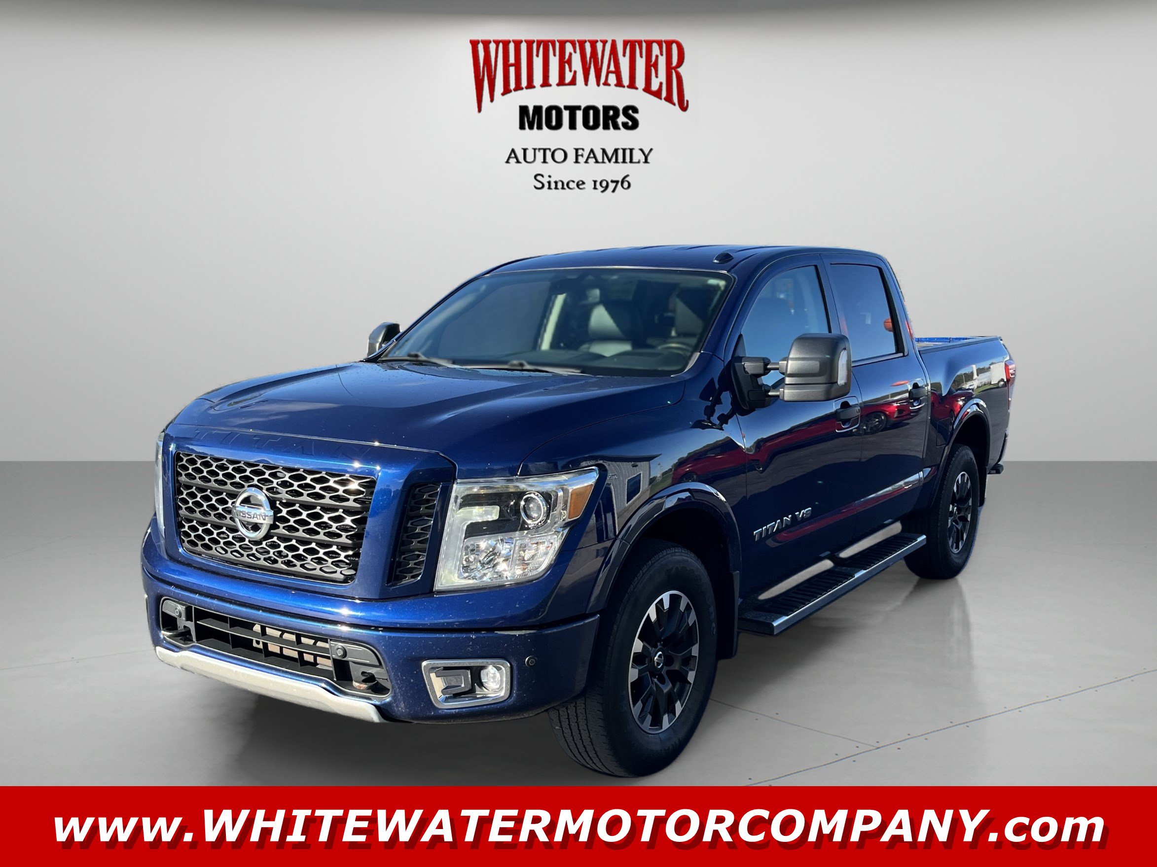 Used 2019 Nissan Titan PRO-4X w/ Pro-4x Convenience Package AWD/4WD image 1