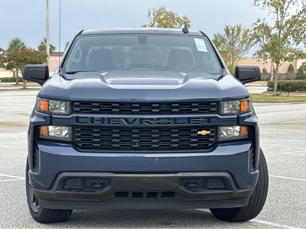 Used 2021 Chevrolet Silverado 1500 Custom image 2