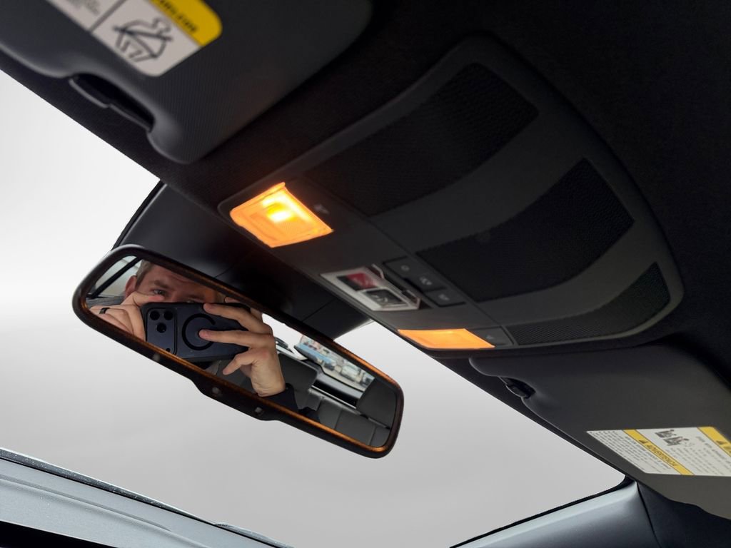 Used 2024 Mitsubishi Eclipse Cross SEL image 23