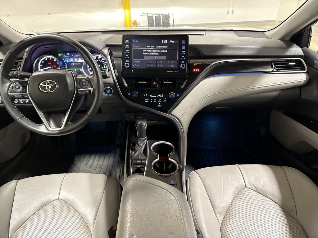 Used 2021 Toyota Camry XLE AWD/4WD image 10