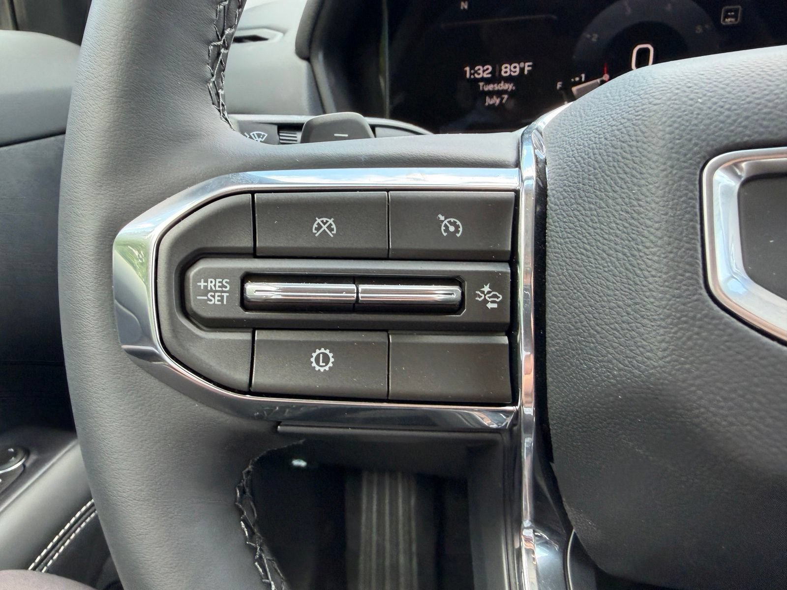 New 2026 GMC Terrain Denali AWD/4WD image 13