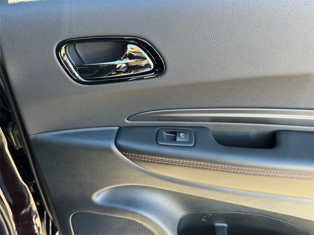 Used 2024 Dodge Durango GT image 19