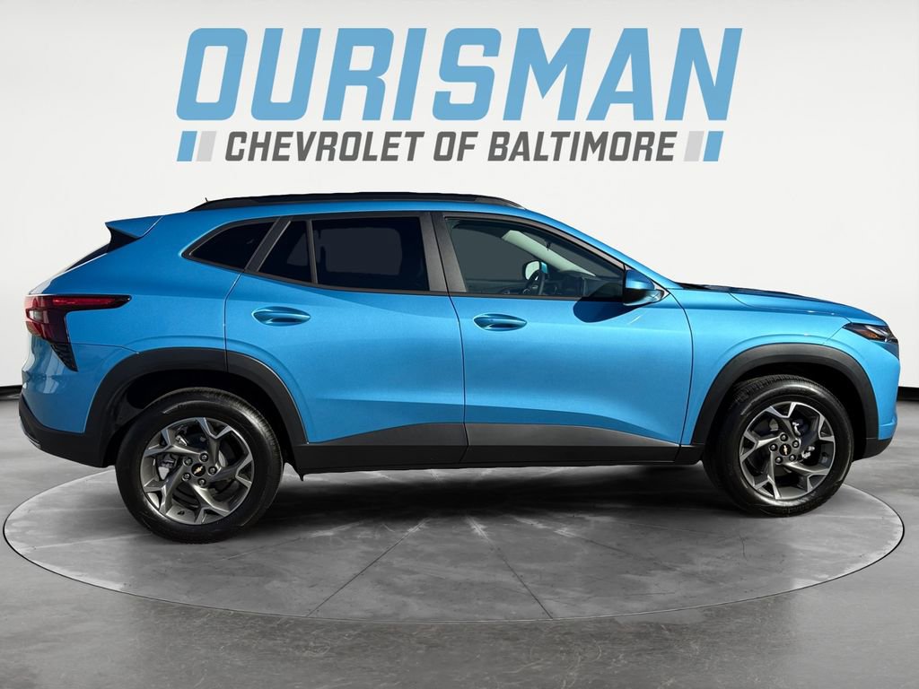 New 2026 Chevrolet Trax LT w/ Sunroof Package image 7