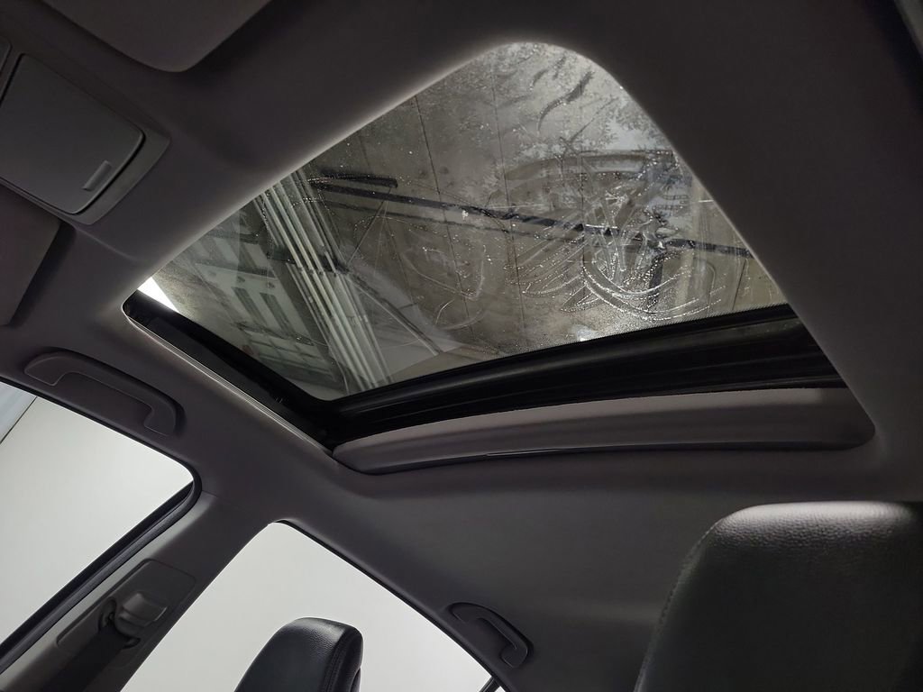 Used 2017 Honda Accord EX-L image 14