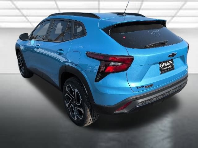 New 2026 Chevrolet Trax RS w/ Sunroof Package image 2