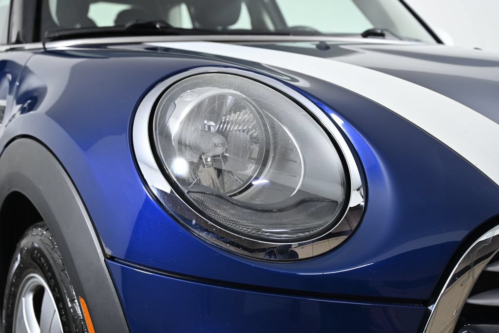 Used 2015 MINI Cooper 4-Door Hardtop FWD image 10