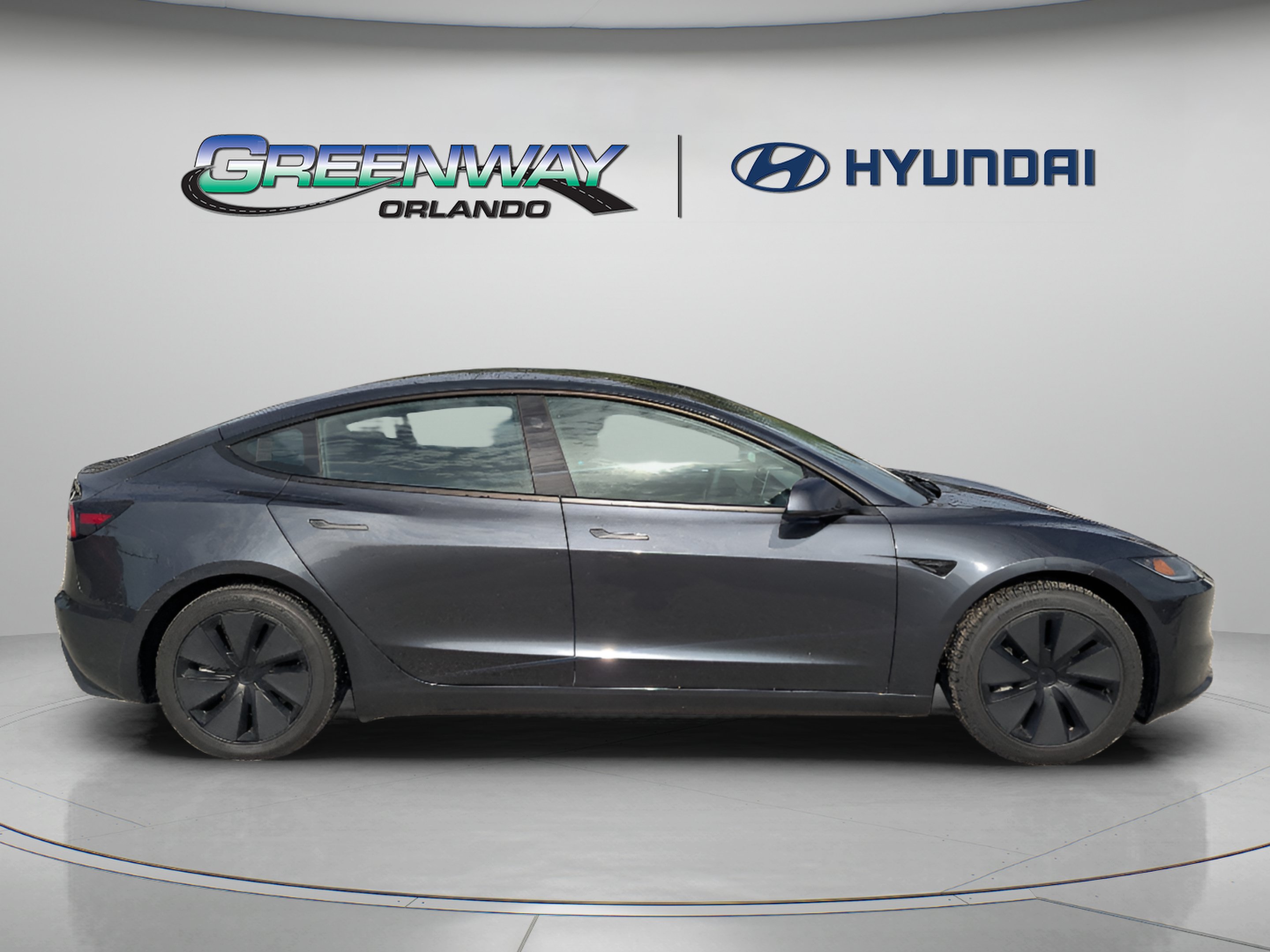 Used 2024 Tesla Model 3 Standard Range RWD image 18