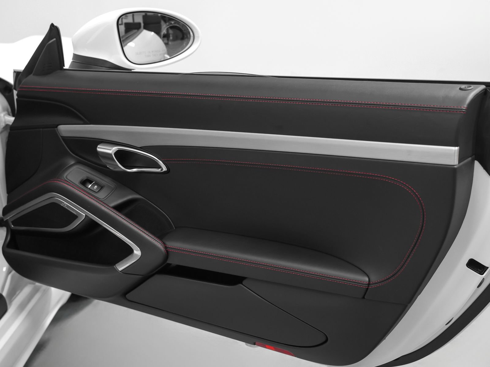Certified 2022 Porsche 718 Boxster RWD image 39