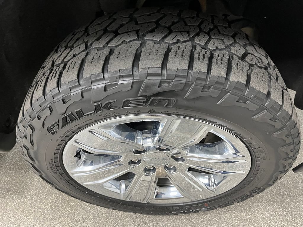 Used 2018 GMC Sierra 1500 SLT AWD/4WD image 18