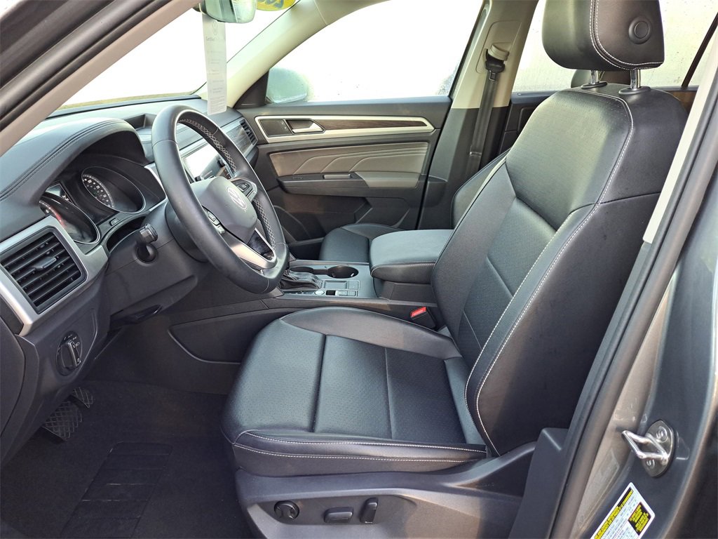Certified 2021 Volkswagen Atlas SE image 14