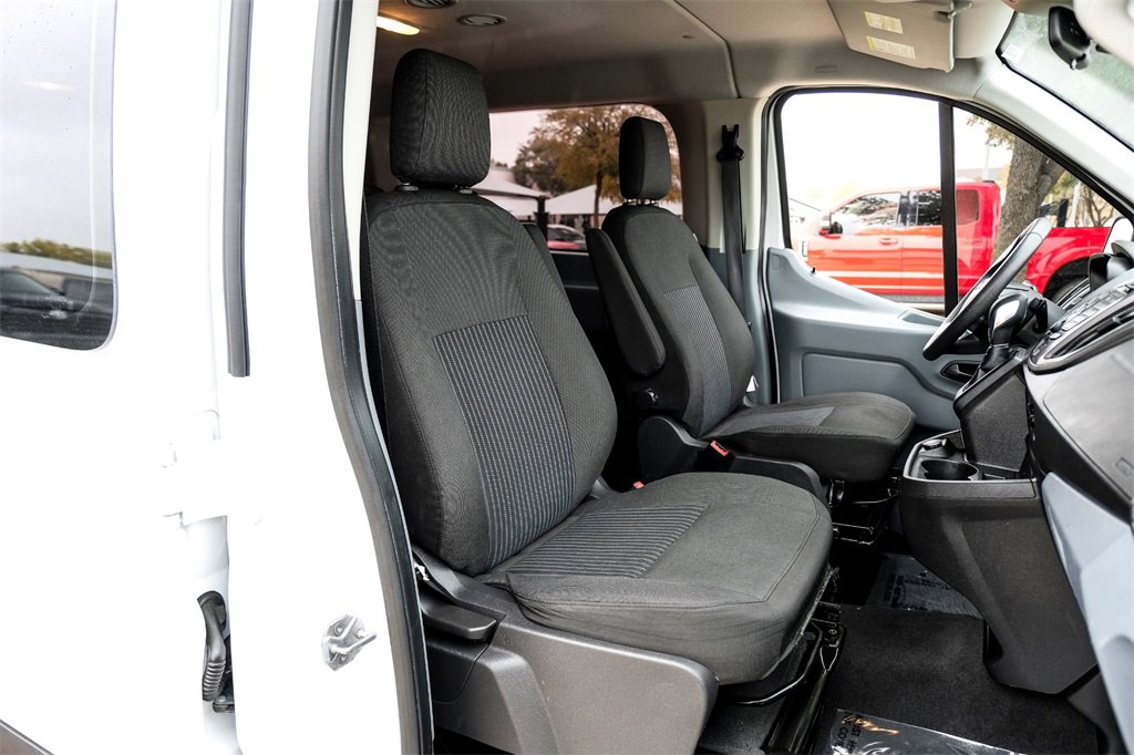 Used 2019 Ford Transit 350 XLT image 32