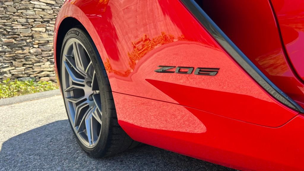 Used 2025 Chevrolet Corvette Z06 RWD image 10