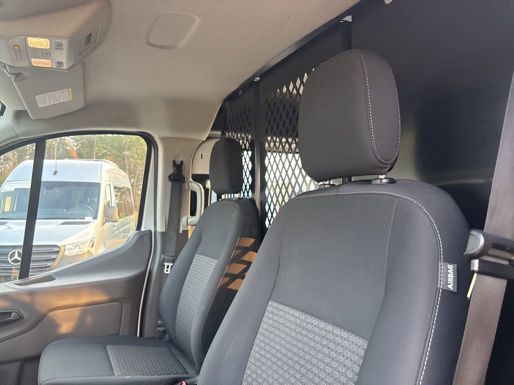 Used 2024 Ford Transit 250 Low Roof w/ Exterior Upgrade Package image 38
