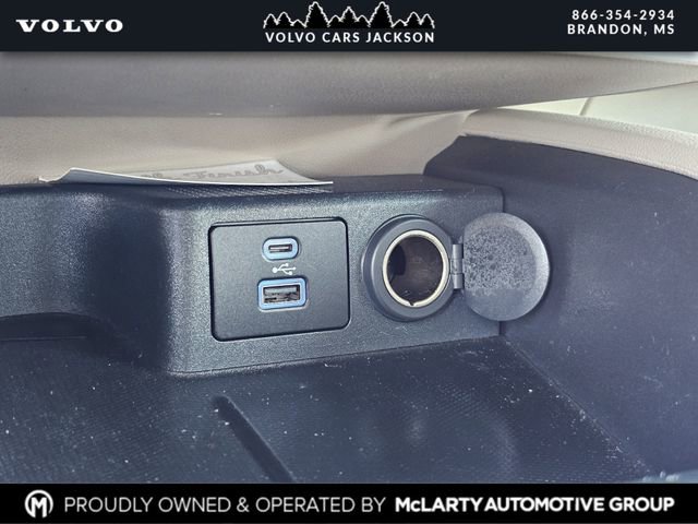 Used 2021 Ford Escape SE image 20