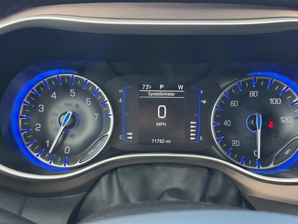 Certified 2023 Chrysler Voyager LX FWD image 17
