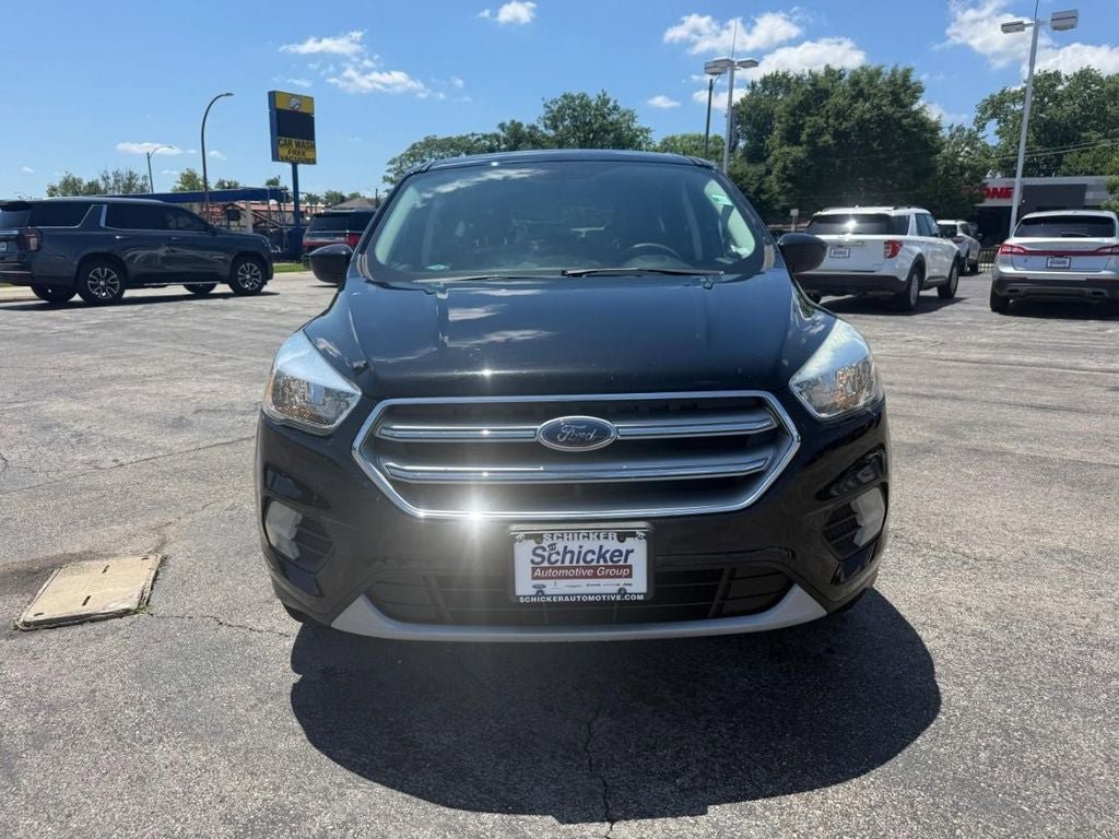 Used 2017 Ford Escape SE FWD image 10