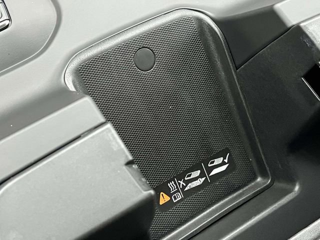 Used 2025 GMC Sierra 2500 Denali Ultimate image 35