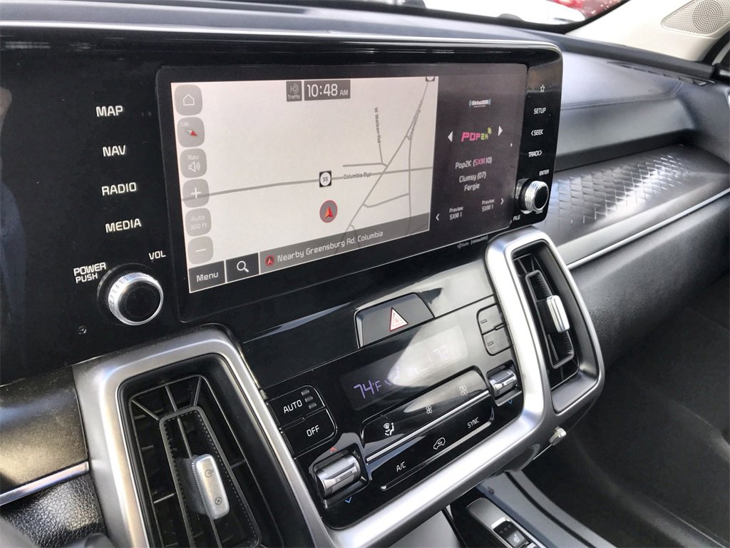 Used 2022 Kia Sorento S image 16