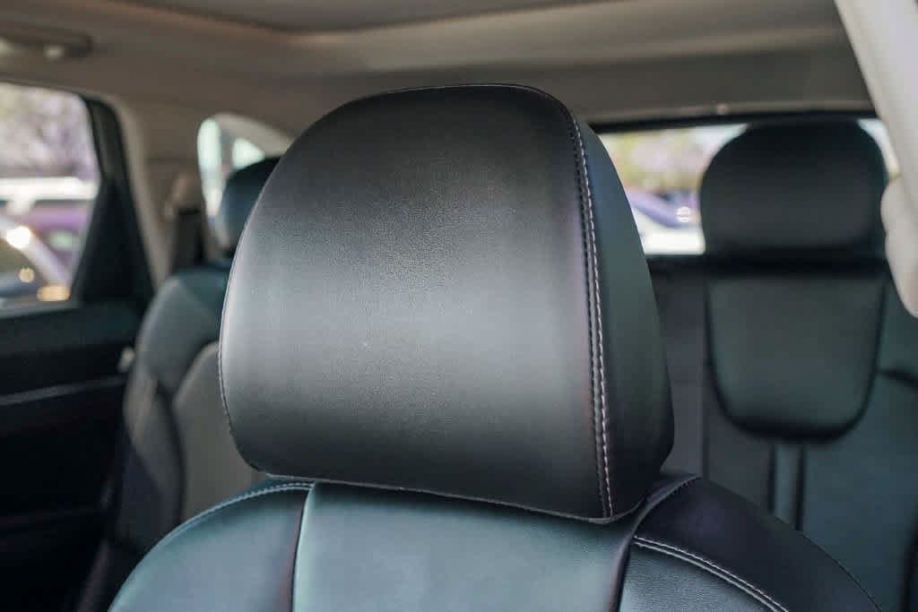 Certified 2025 Kia Sorento S w/ Panoramic Sunroof Package FWD image 25