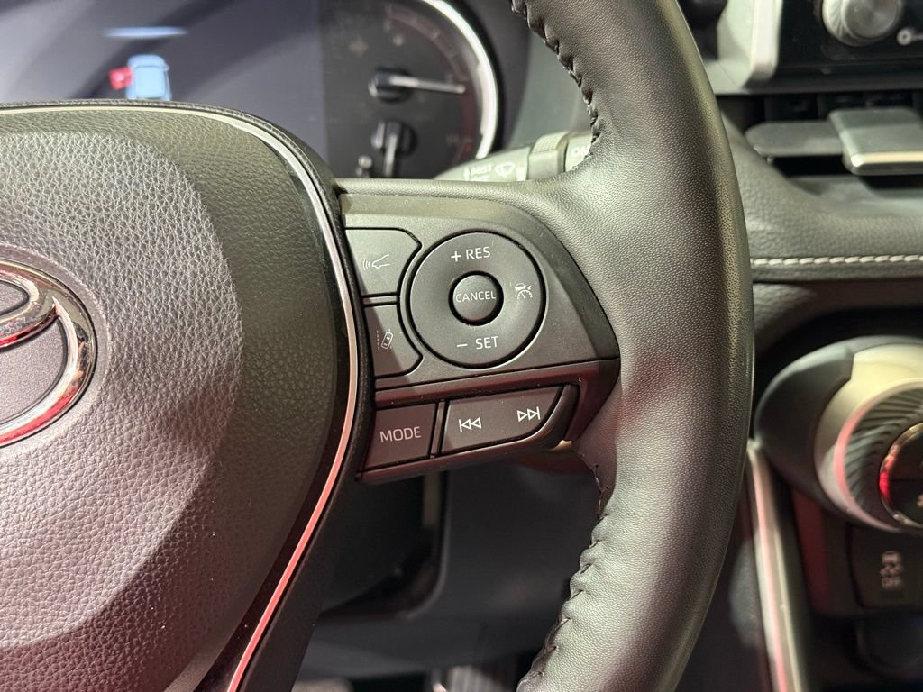 Used 2019 Toyota RAV4 Limited w/ Advanced Technology Package AWD/4WD image 26