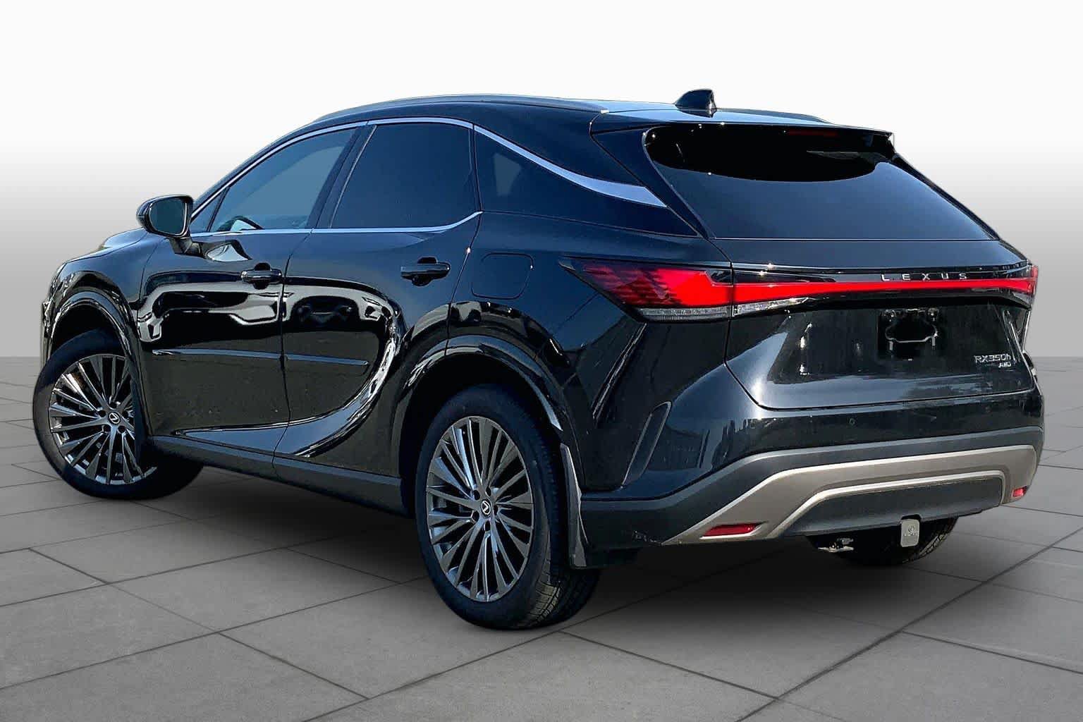 Used 2023 Lexus RX 350 w/ Cold Area Package AWD/4WD image 12