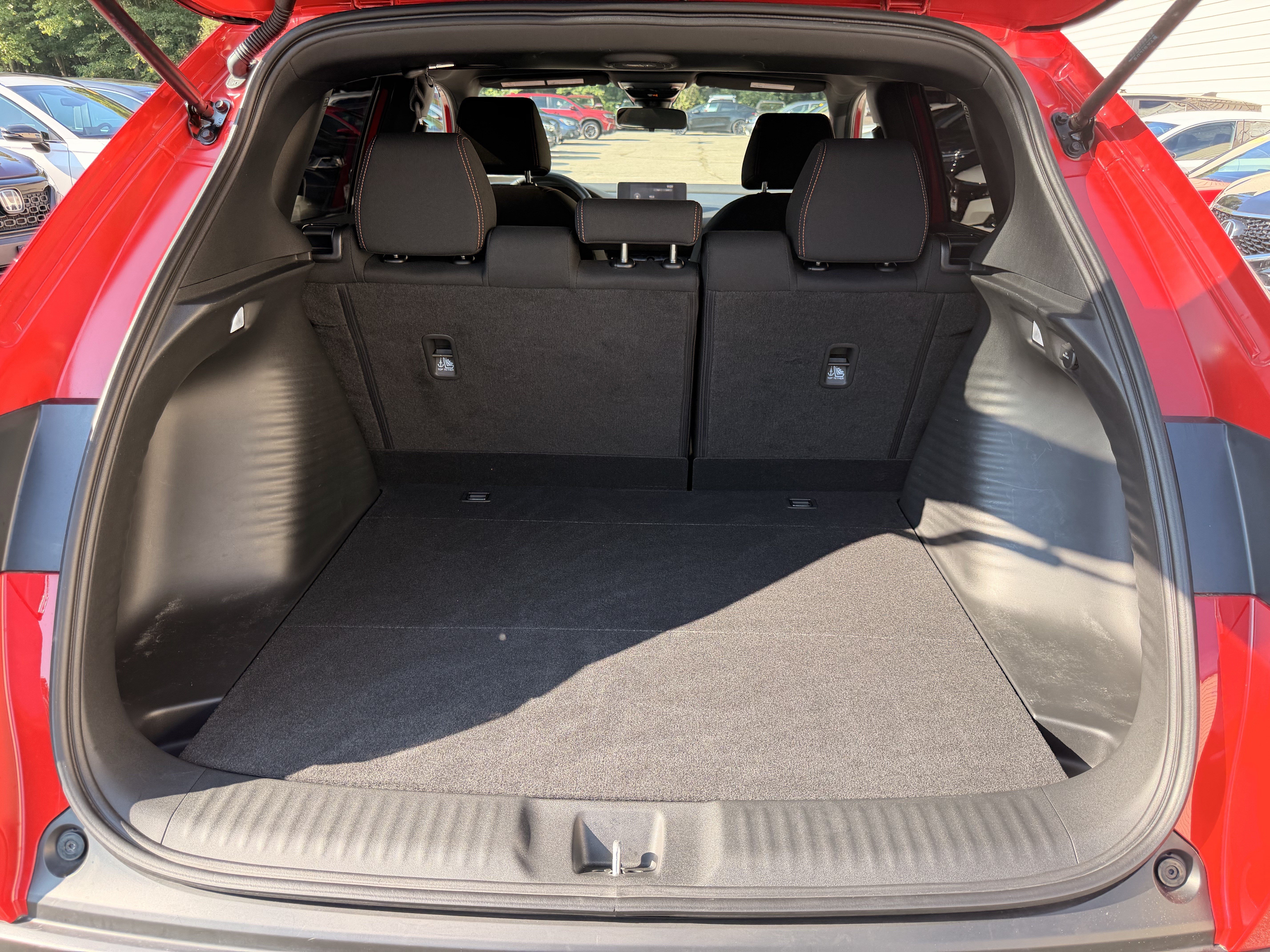 Certified 2025 Honda HR-V Sport image 30