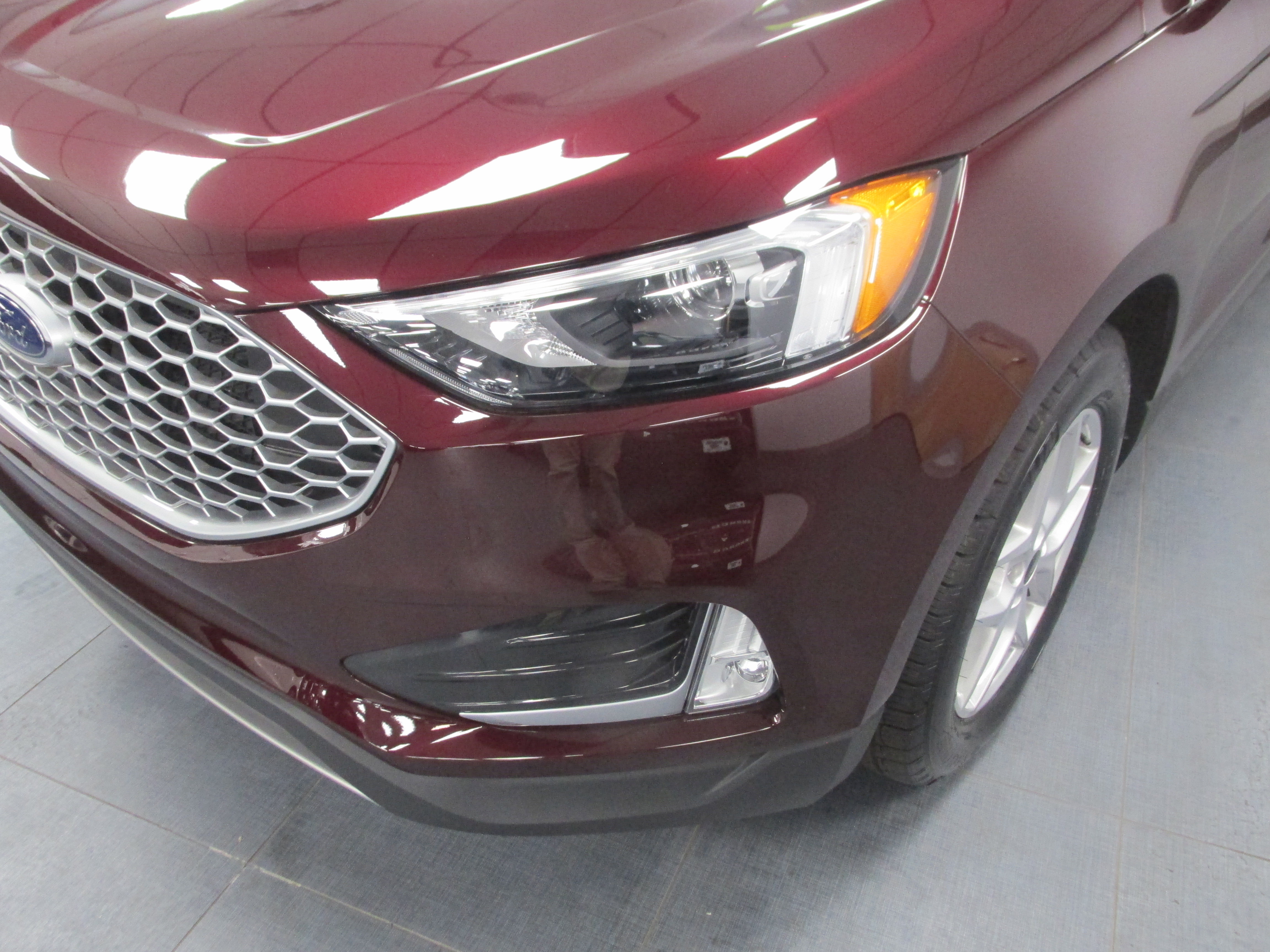 Used 2023 Ford Edge SEL w/ Convenience Package AWD/4WD image 9