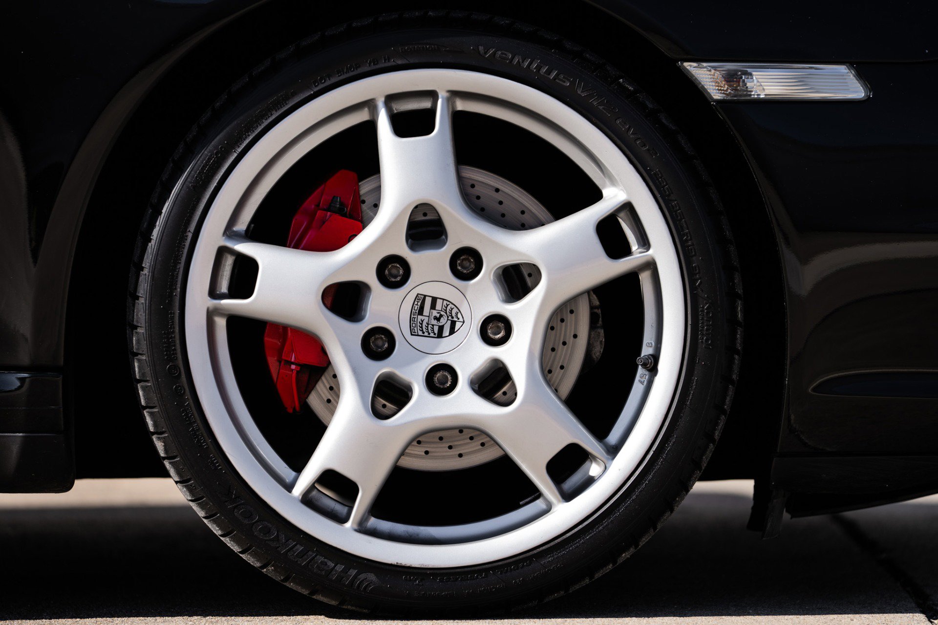 Used 2006 Porsche 911 Carrera 4S image 38