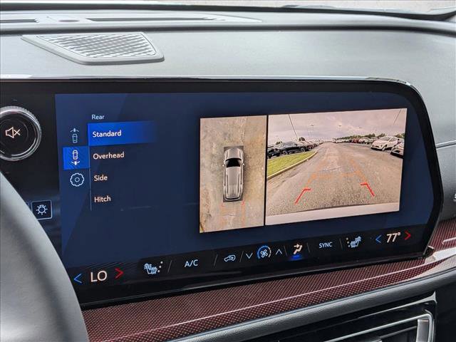 New 2026 Chevrolet Traverse Z71 w/ Enhanced Driving Package AWD/4WD image 12