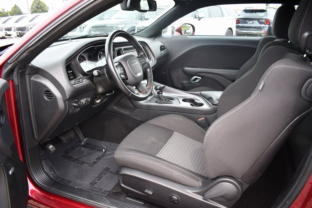 Used 2023 Dodge Challenger GT image 13