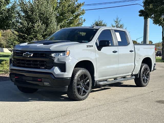 Used 2024 Chevrolet Silverado 1500 LT Trail Boss w/ Convenience Package II AWD/4WD image 1
