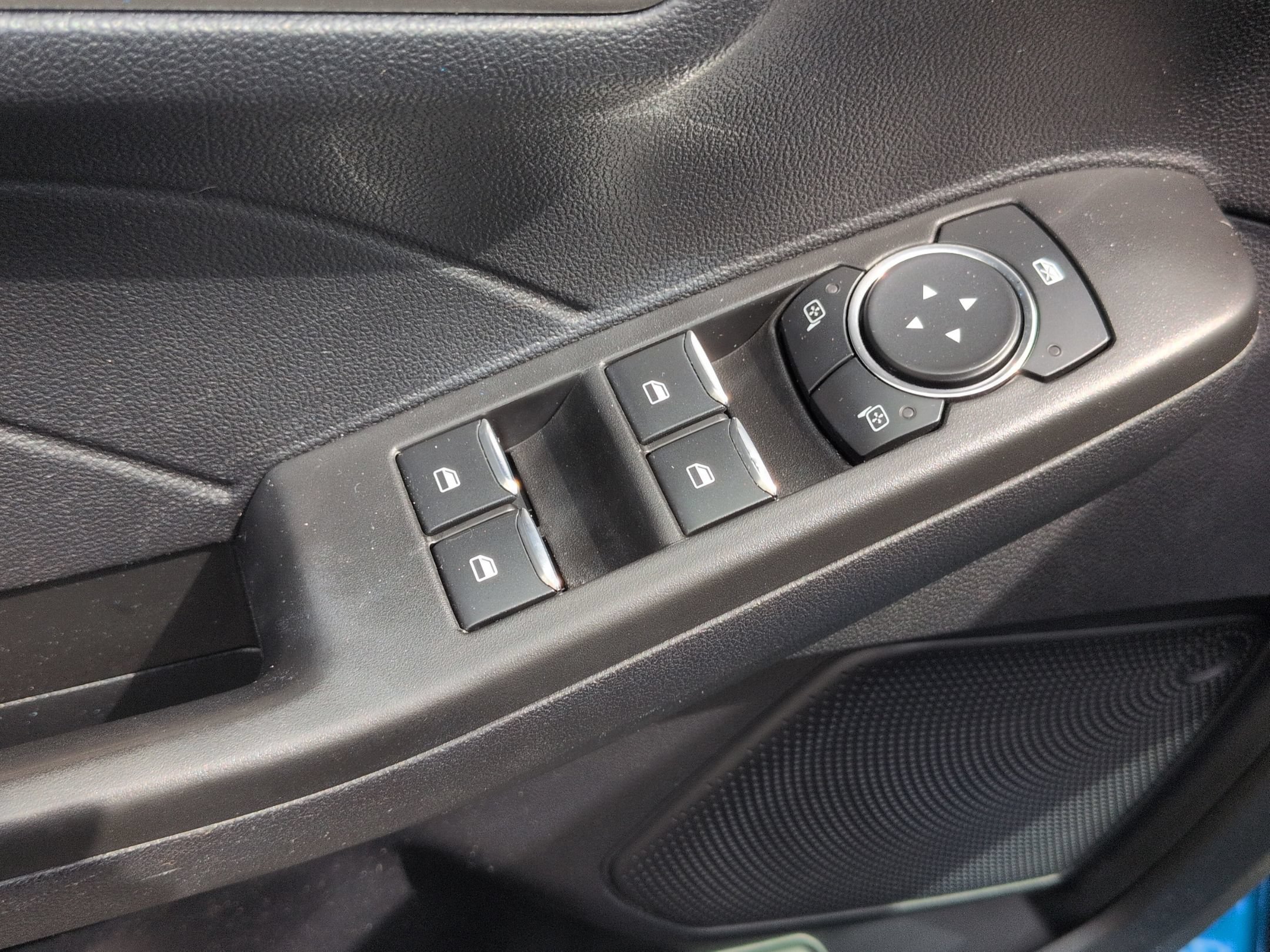Used 2021 Ford Escape SE w/ Convenience Package FWD image 14