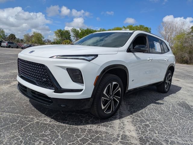 Certified 2025 Buick Enclave Sport Touring image 8