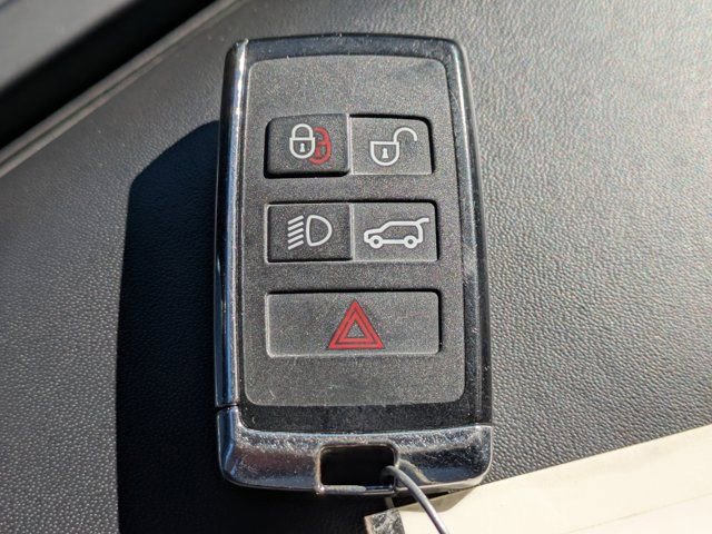 Used 2023 Land Rover Defender 110 Carpathian Edition image 26