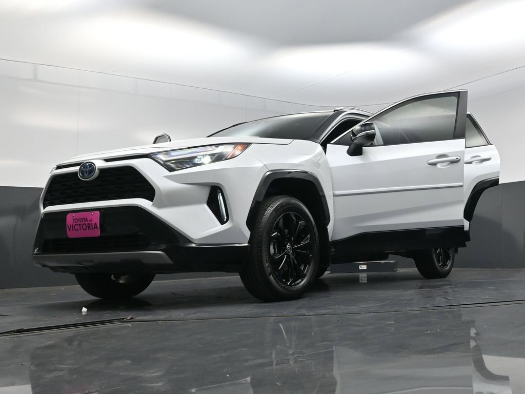 Used 2024 Toyota RAV4 XSE image 18