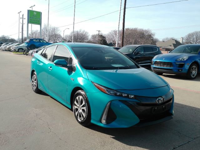 Used 2021 Toyota Prius Prime XLE image 4
