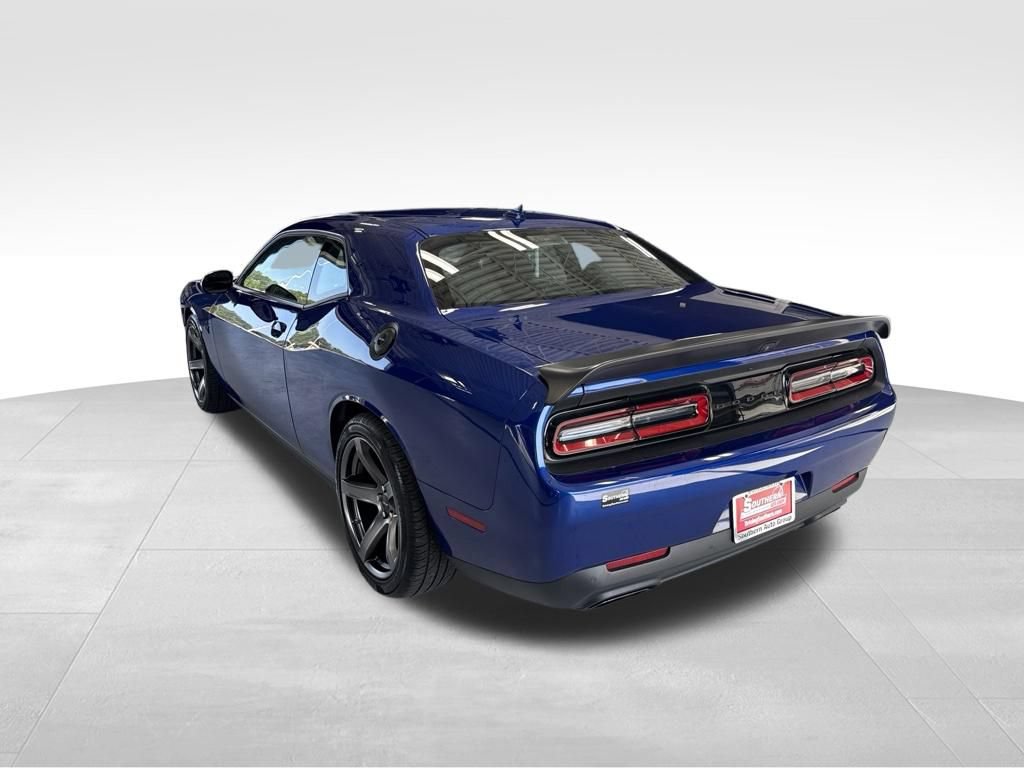 Used 2022 Dodge Challenger SRT Hellcat w/ Plus Package RWD image 3