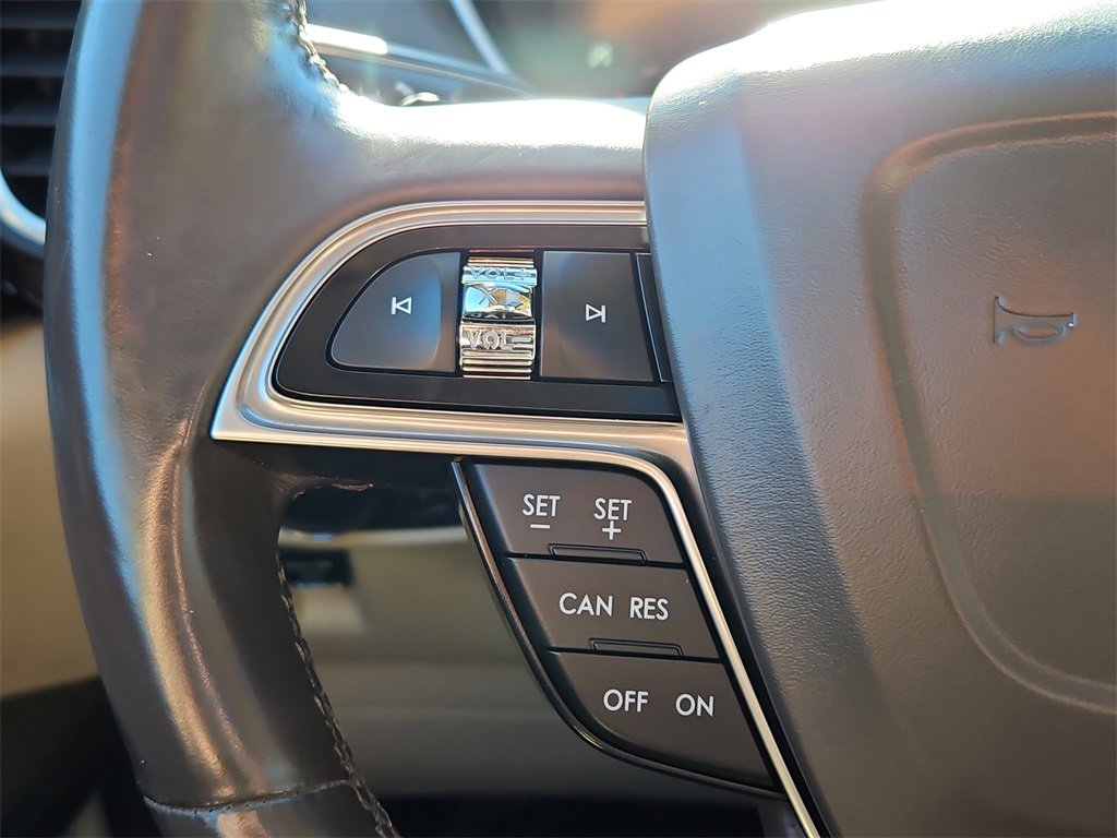 Used 2020 Lincoln Nautilus Reserve image 29
