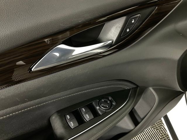Used 2020 Buick Regal Avenir FWD image 26