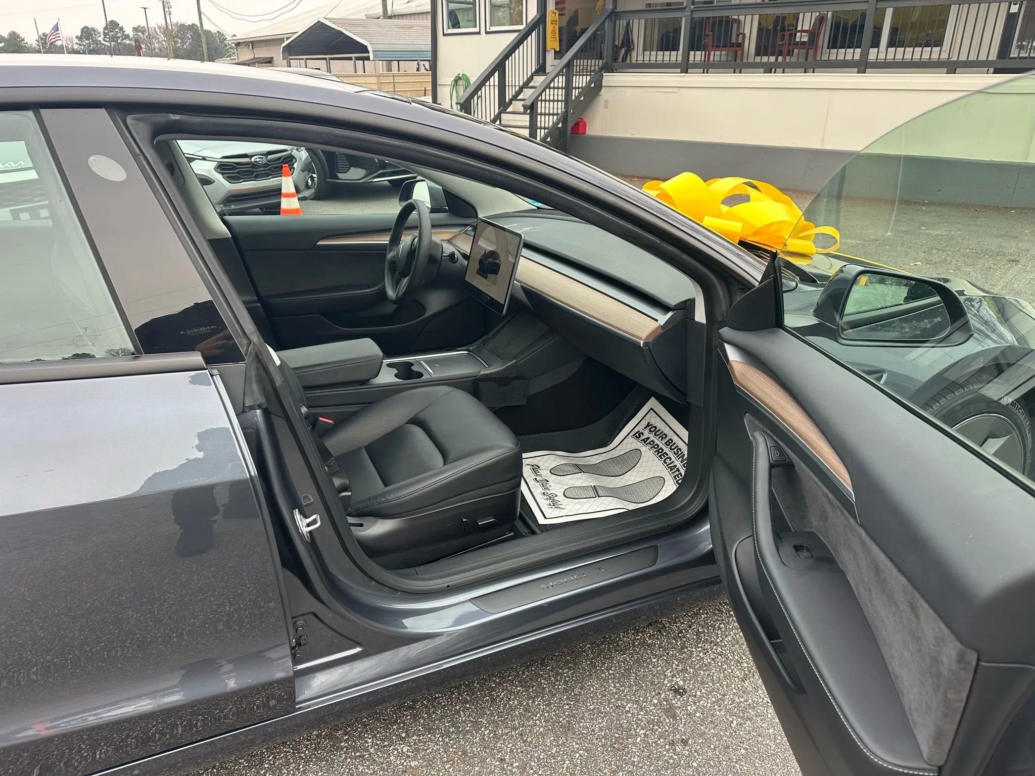 Used 2023 Tesla Model 3 Standard Range RWD image 11