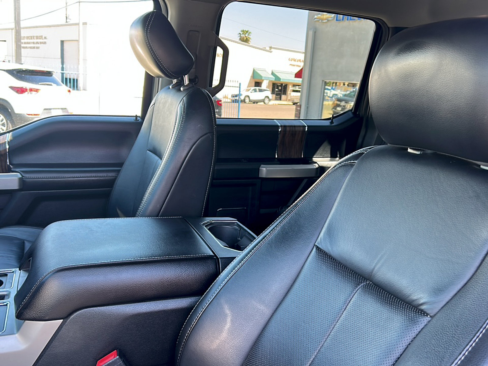 Used 2019 Ford F150 Lariat w/ Max Trailer Tow Package AWD/4WD image 28